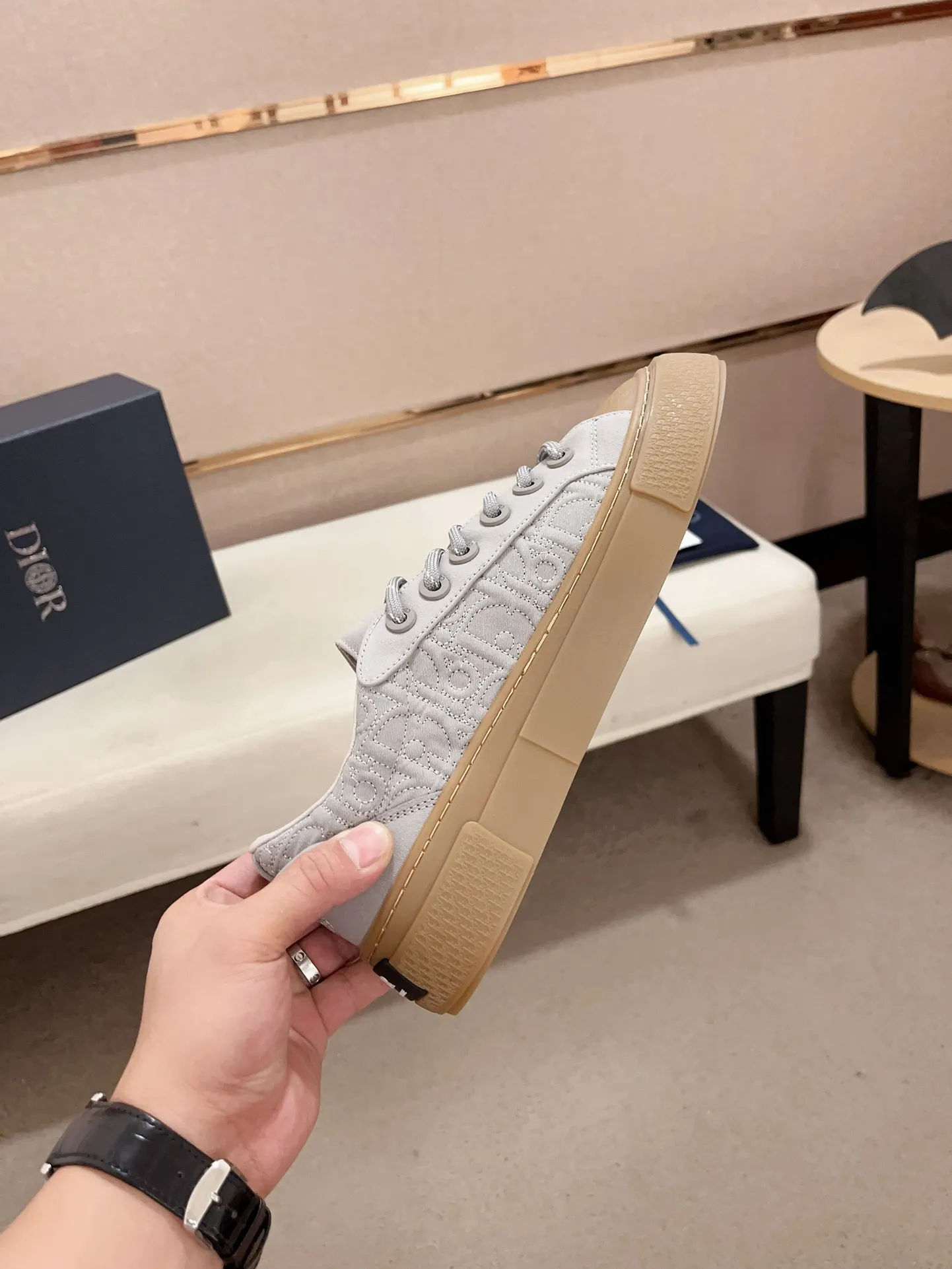 Men's shoes 💰: 680💰 [Dior·Dior] Top 🔍Couple model 💏🔍New casual sports style couple shoes, new four-season design, perfect workmanship, lace-up lazy style to create cabinet quality, upper: imported first-layer cowhide, sheepskin lining is soft and comfortable, ultra-light TPU wear-resistant outsole, simple, versatile fashion men's shoes, excellent color code number 35--44
